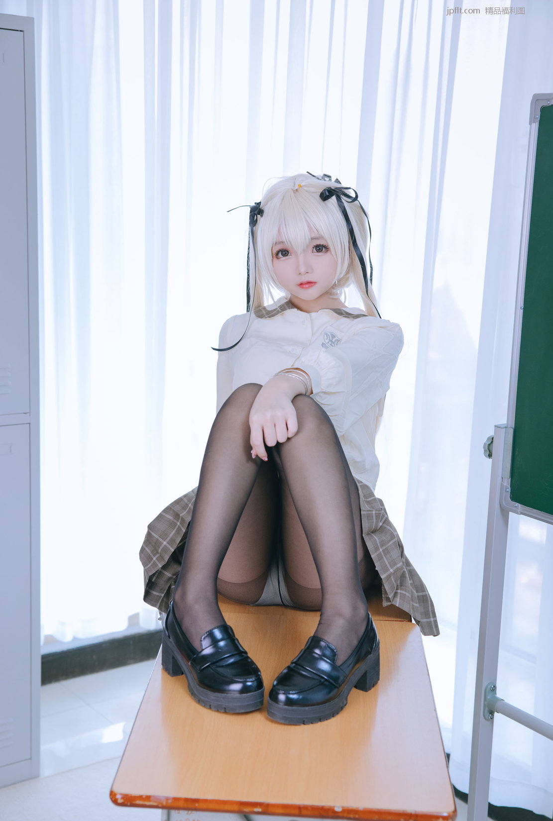 [COSER] Cosplayν /130P